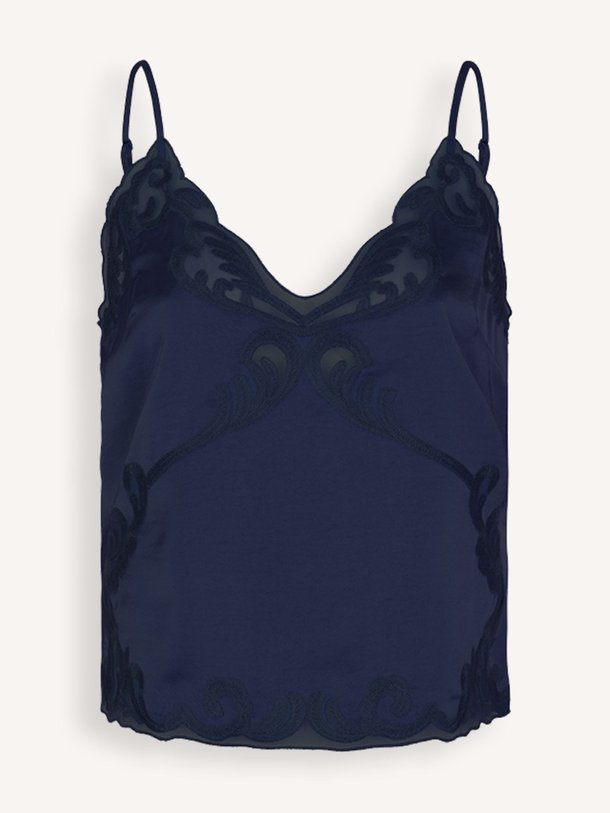 Ontdek de Ligne, geweven satijnlook top met kant van Dante 6 bij Orangebag. Op werkdagen voor 21:45 besteld, morgen in huis.