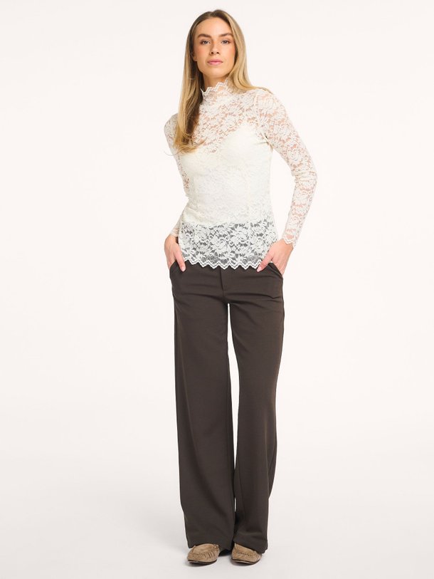 Ontdek de Nathalie, geweven broek van Neo Noir bij Orangebag. Op werkdagen voor 21:45 besteld, morgen in huis.