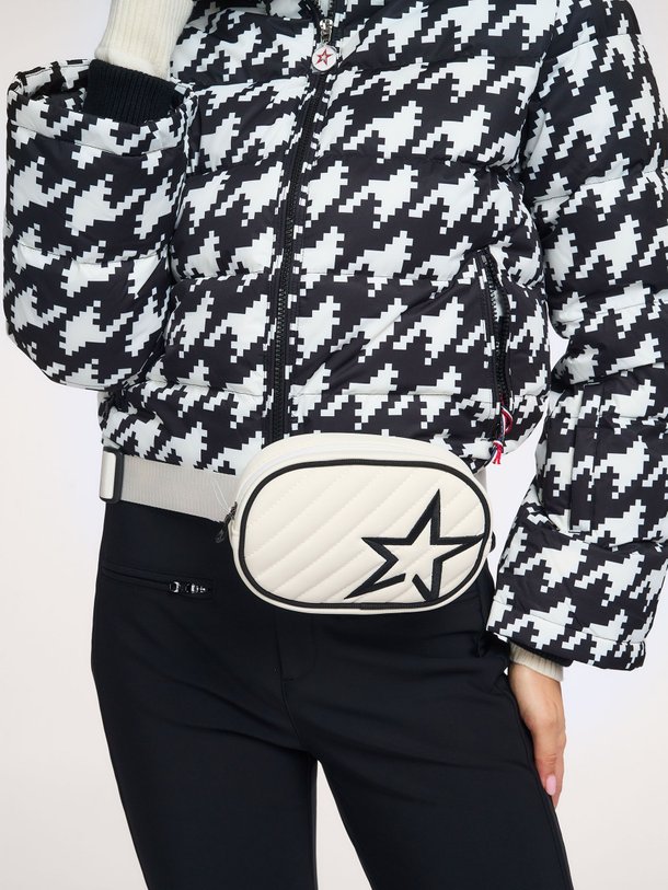 Ontdek de Star, crossbody tas van Perfect Moment bij Orangebag. Op werkdagen voor 21:45 besteld, morgen in huis.