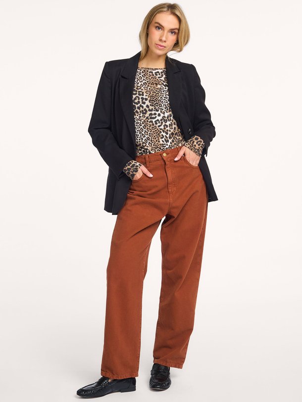 Ontdek de Globe, high waist barrel fit jeans van Lois bij Orangebag. Op werkdagen voor 21:45 besteld, morgen in huis.