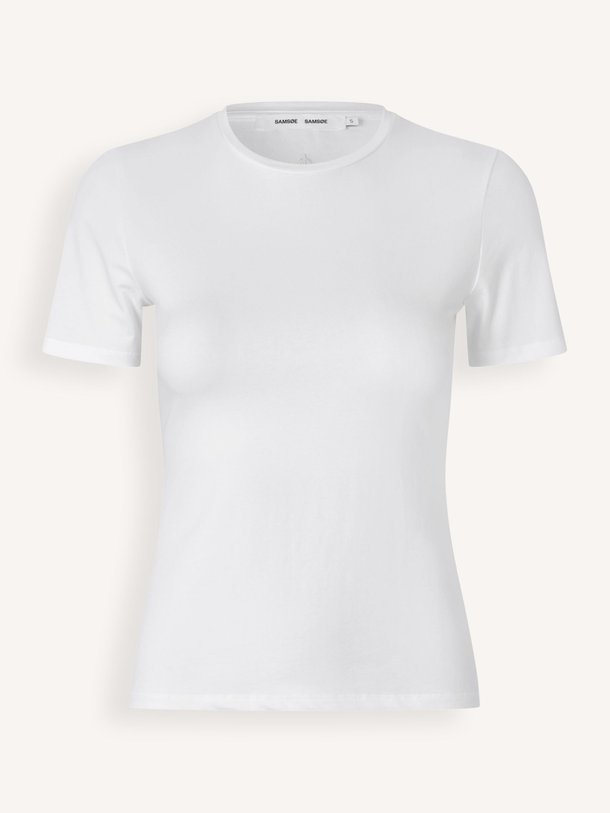 Ontdek de Saesme, organic cotton mix T-shirt van Samsoe Samsoe bij Orangebag. Op werkdagen voor 21:45 besteld, morgen in huis.