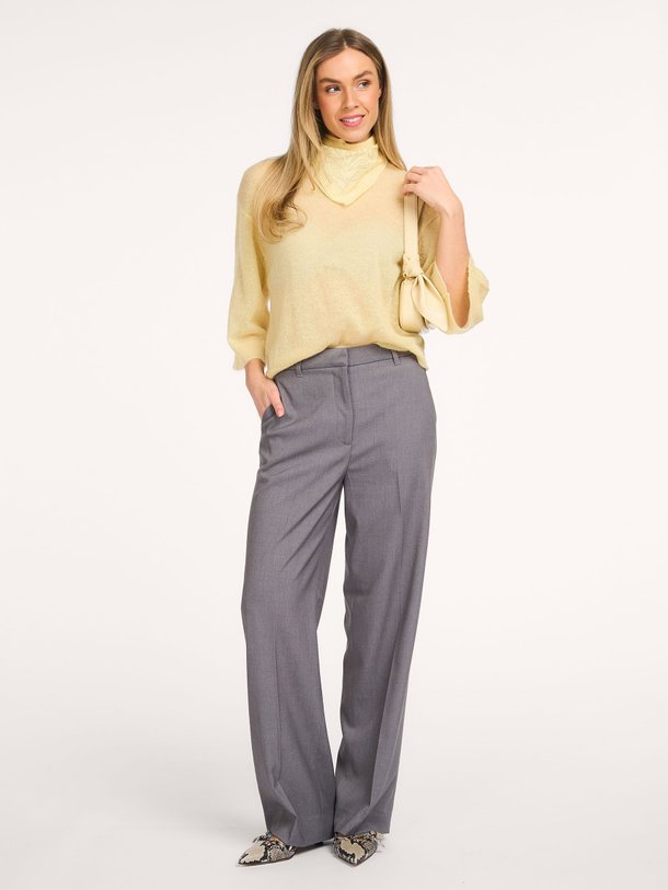 Ontdek de Tailor, viscosemix pantalon van Copenhagen Muse bij Orangebag. Op werkdagen voor 21:45 besteld, morgen in huis.