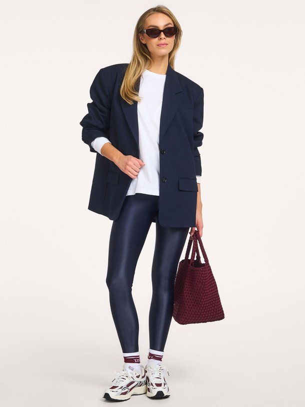 Ontdek de Jersey sportlegging van Deblon bij Orangebag. Op werkdagen voor 21:45 besteld, morgen in huis.