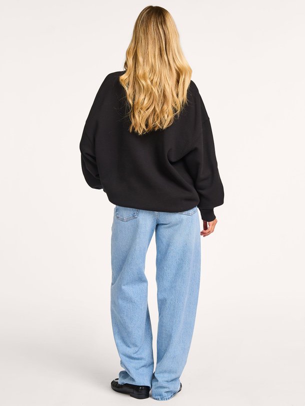 Ontdek de Miles, katoenen oversized sweater van Anine Bing bij Orangebag. Op werkdagen voor 21:45 besteld, morgen in huis.