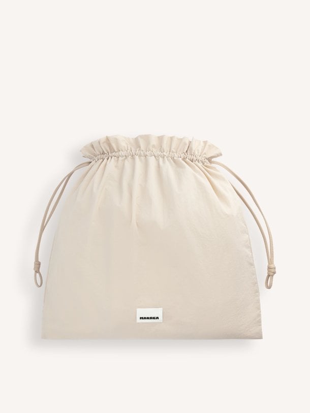 Ontdek de Braided bucket handtas large van Marrea bij Orangebag. Op werkdagen voor 21:45 besteld, morgen in huis.