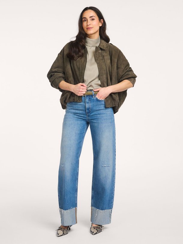 Ontdek de Medley mid waist loose fit non-stretch jeans van Drykorn in de kleur Blauw bij Orangebag. Op werkdagen voor 21:45 besteld, morgen in huis.