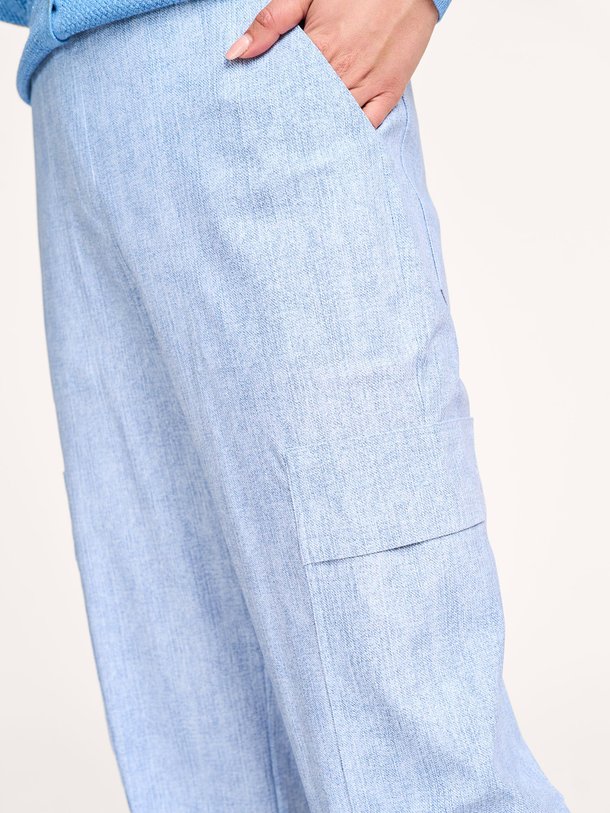Ontdek de Malou heavy travel jersey broek met print van Studio Anneloes in de kleur lichtblauw bij Orangebag. Op werkdagen voor 21:45 besteld, morgen in huis.