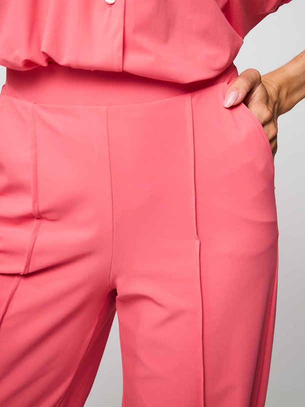 Ontdek de Noemie heavy travel jersey broek van Studio Anneloes in de kleur koraal bij Orangebag. Op werkdagen voor 21:45 besteld, morgen in huis.