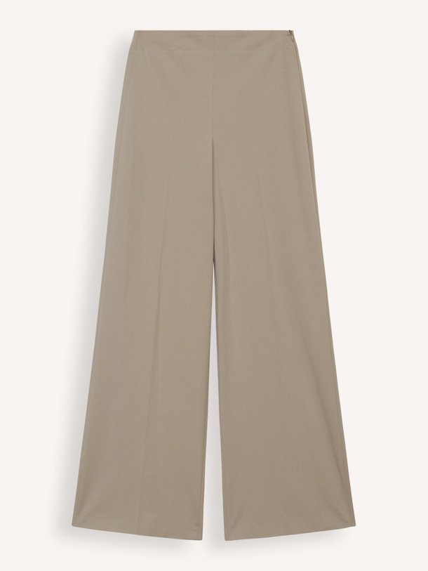 Ontdek de Before katoenmix broek van Drykorn in de kleur zand bij Orangebag. Op werkdagen voor 21:45 besteld, morgen in huis.