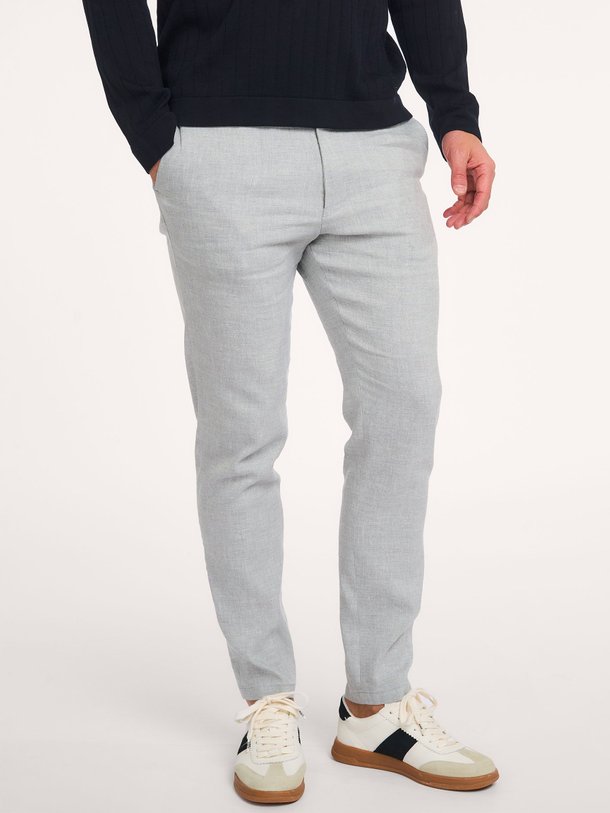 Ontdek de Ajend linnenmix broek van Drykorn in de kleur Lichtgrijs bij Orangebag. Op werkdagen voor 21:45 besteld, morgen in huis.