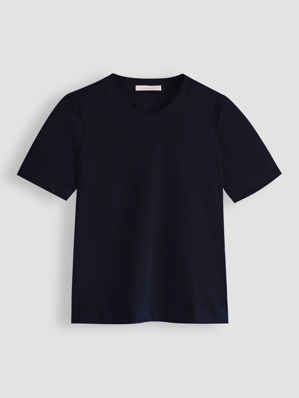 Ontdek de Heavy travel jersey T-shirt van Studio Anneloes in de kleur donkerblauw bij Orangebag. Op werkdagen voor 21:45 besteld, morgen in huis.