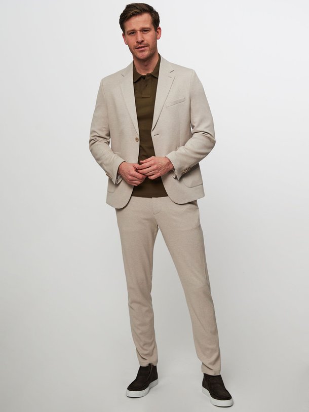 Drykorn Ajend - Viscosemix Gemêleerde Pantalon - Zand Ontdek de Ajend viscosemix gemêleerde pantalon van Drykorn in de kleur zand bij Orangebag. Op werkdagen voor 21:45 besteld, morgen in huis.