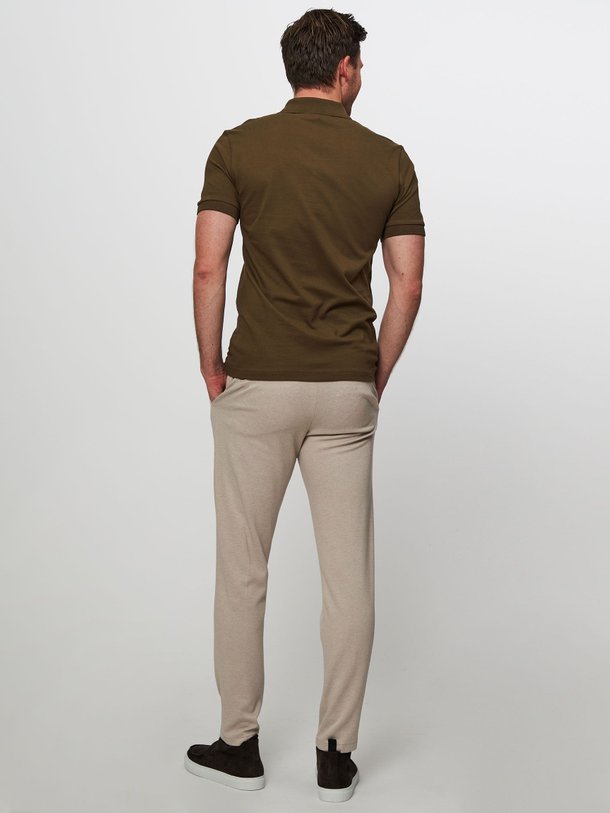 Drykorn Ajend - Viscosemix Gemêleerde Pantalon - Zand Ontdek de Ajend viscosemix gemêleerde pantalon van Drykorn in de kleur zand bij Orangebag. Op werkdagen voor 21:45 besteld, morgen in huis.