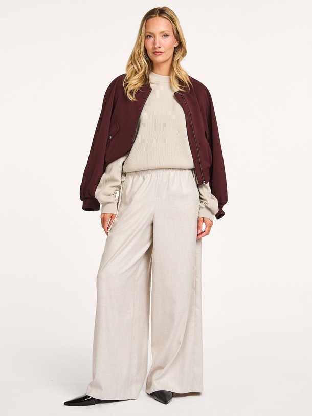 Ontdek de Ceiling viscosemix palazzo van Drykorn in de kleur beige bij Orangebag. Op werkdagen voor 21:45 besteld, morgen in huis.