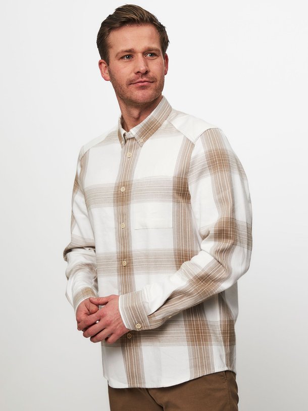 Ontdek de Liet organic cotton overhemd met dessin van Drykorn in de kleur off-white bij Orangebag. Op werkdagen voor 21:45 besteld, morgen in huis.