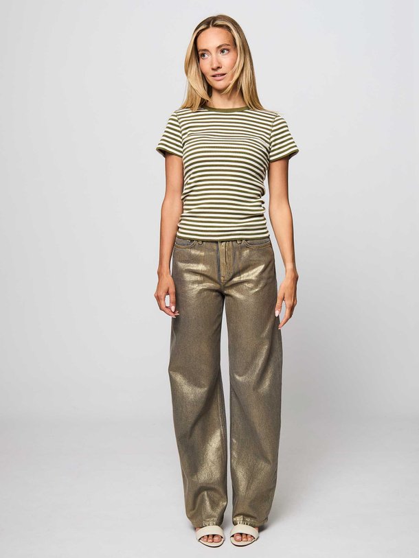 Ontdek de Medley mid waist loose fit metallic jeans van Drykorn in de kleur mosgroen bij Orangebag. Op werkdagen voor 21:45 besteld, morgen in huis.