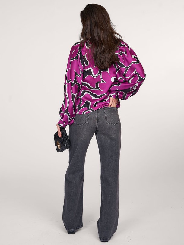 Ontdek de Paulette geweven blouse met print van Studio Anneloes in de kleur fuchsia bij Orangebag. Op werkdagen voor 21:45 besteld, morgen in huis.