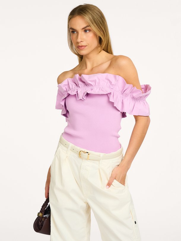 Jaqua, viscose mix off shoulder top