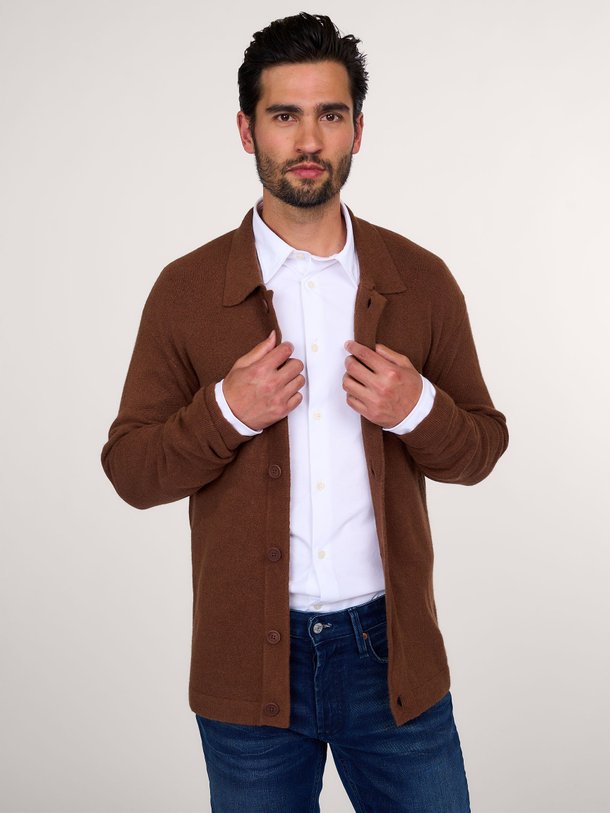 Ontdek de Emiliano katoenmix overshirt van Drykorn in de kleur bruin bij Orangebag. Op werkdagen voor 21:45 besteld, morgen in huis.