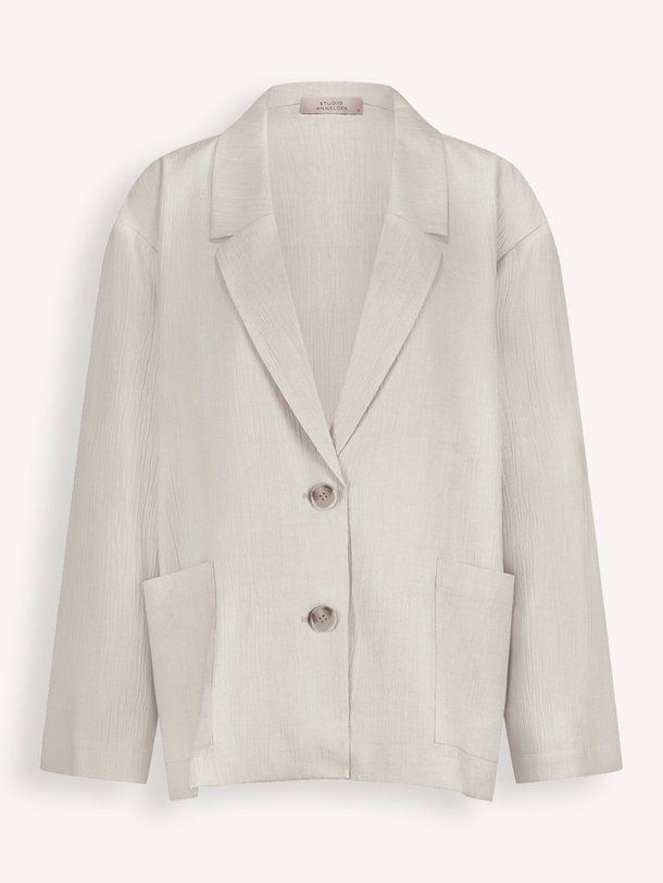 Ontdek de Petria viscosemix blazer met structuur van Studio Anneloes in de kleur ecru bij Orangebag. Op werkdagen voor 21:45 besteld, morgen in huis.