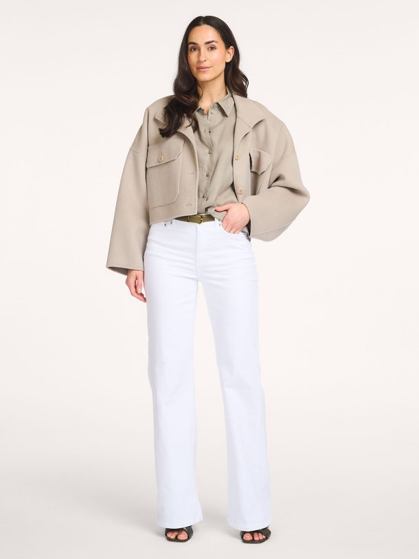 Ontdek de Retain mid waist loose fit stretch jeans van Drykorn in de kleur Wit bij Orangebag. Op werkdagen voor 21:45 besteld, morgen in huis.