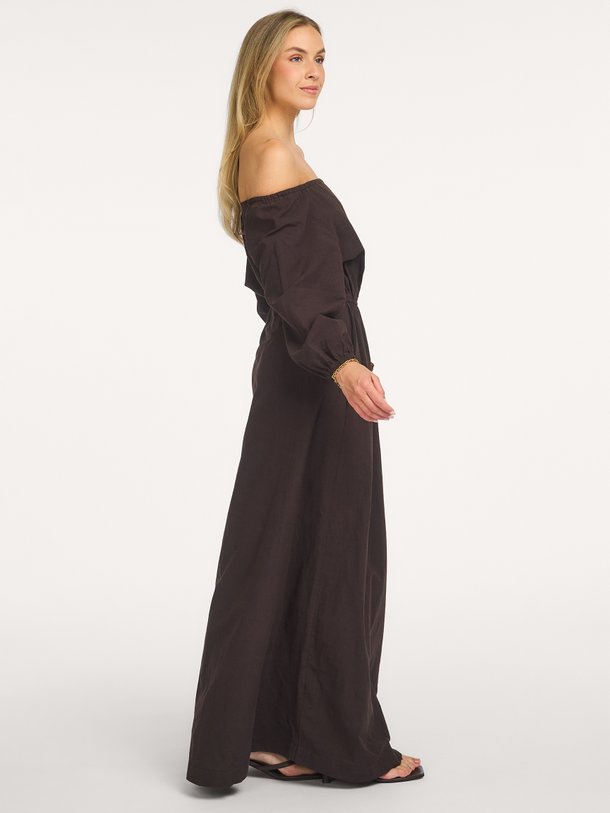 Ontdek de Saturday linen dress van Studio Anneloes bij Orangebag. Op werkdagen voor 21:45 besteld, morgen in huis.
