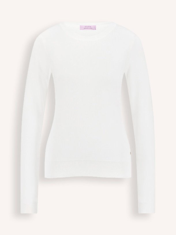 Ontdek de Lana viscosemix trui van Studio Anneloes in de kleur off-white bij Orangebag. Op werkdagen voor 21:45 besteld, morgen in huis.
