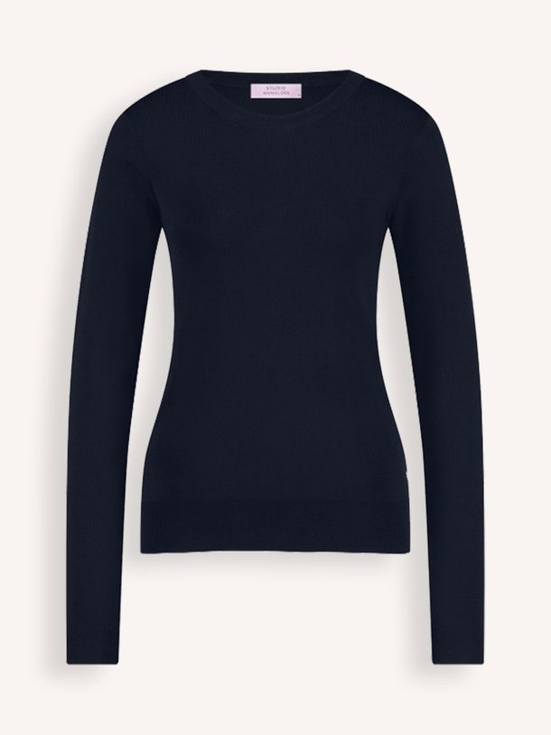 Ontdek de Lana viscosemix trui van Studio Anneloes in de kleur donkerblauw bij Orangebag. Op werkdagen voor 21:45 besteld, morgen in huis.