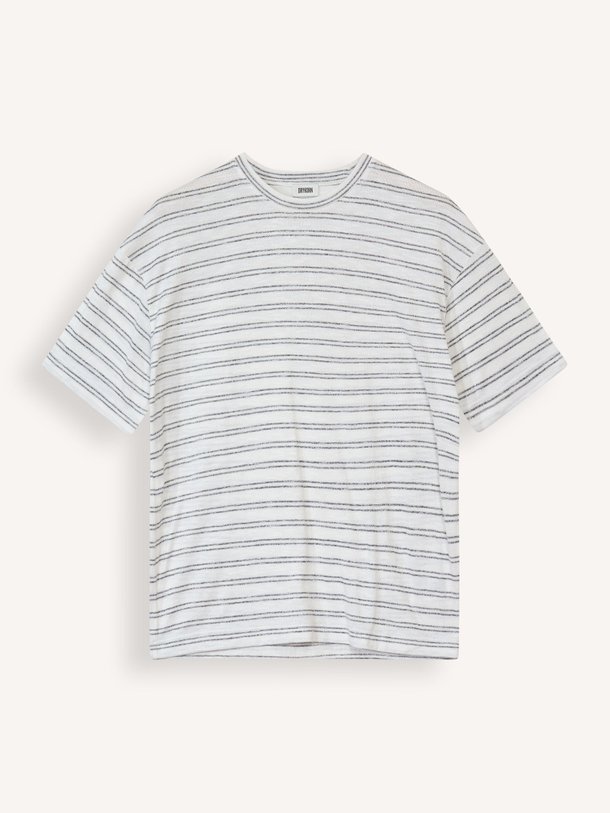 Ontdek de Anayo viscosemix badstof gestreept T-shirt van Drykorn in de kleur ecru bij Orangebag. Op werkdagen voor 21:45 besteld, morgen in huis.