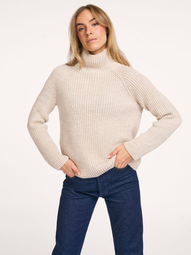 Ontdek de Arwen wolmix gemêleerde coltrui van Drykorn in de kleur zand bij Orangebag. Op werkdagen voor 21:45 besteld, morgen in huis.