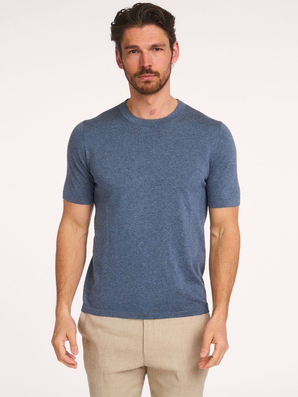 Ontdek de Valentin katoenen gemêleerd T-shirt van Drykorn in de kleur Blauw bij Orangebag. Op werkdagen voor 21:45 besteld, morgen in huis.