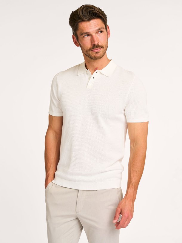 Ontdek de Triton katoenen polo met structuur van Drykorn in de kleur ecru bij Orangebag. Op werkdagen voor 21:45 besteld, morgen in huis.