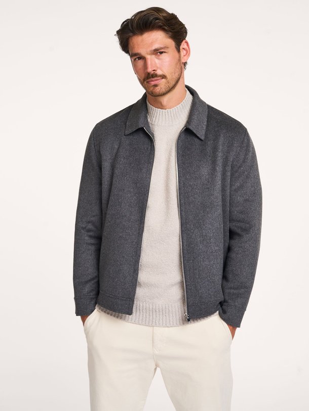 Ontdek de Rikka wolmix gemêleerd jack van Drykorn in de kleur donkergrijs bij Orangebag. Op werkdagen voor 21:45 besteld, morgen in huis.