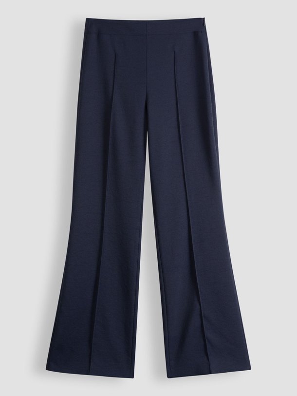 Ontdek de Gravel geweven pantalon van Drykorn in de kleur donkerblauw bij Orangebag. Op werkdagen voor 21:45 besteld, morgen in huis.