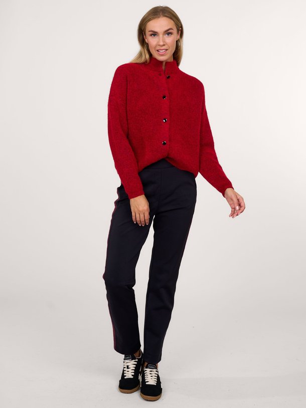 Ontdek de Anna bonded travel jersey broek van Studio Anneloes in de kleur zwart bij Orangebag. Op werkdagen voor 21:45 besteld, morgen in huis.