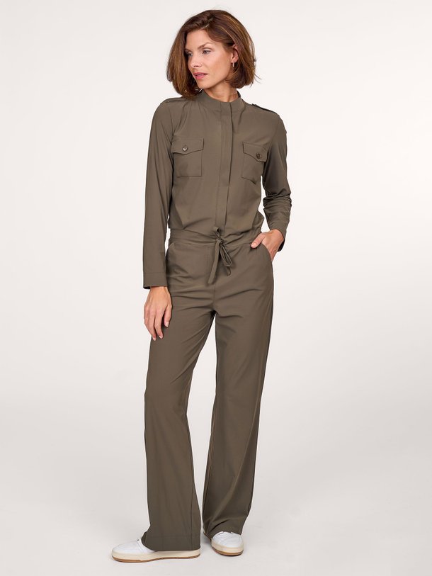 Ontdek de Liesbeth medium travel jersey jumpsuit van Studio Anneloes in de kleur army bij Orangebag. Op werkdagen voor 21:45 besteld, morgen in huis.
