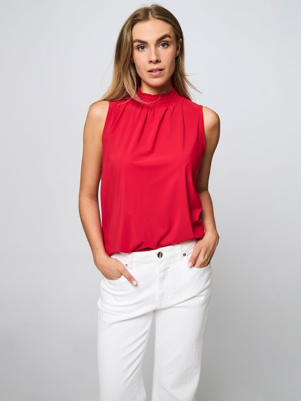 Ontdek de Martini light travel jersey top van Studio Anneloes in de kleur rood bij Orangebag. Op werkdagen voor 21:45 besteld, morgen in huis.