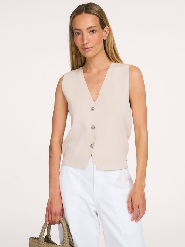 Ontdek de Fenna knitted gilet van Studio Anneloes bij Orangebag. Op werkdagen voor 21:45 besteld, morgen in huis.