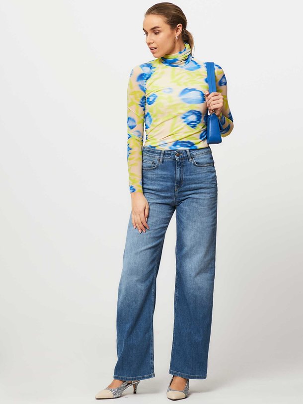 Ontdek de Medley mid waist wide leg super stretch jeans van Drykorn in de kleur blauw bij Orangebag. Op werkdagen voor 21:45 besteld, morgen in huis.
