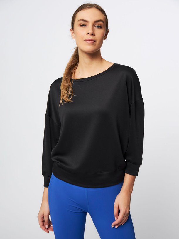 Ontdek de Casey rayonmix sweater van Studio Anneloes in de kleur zwart bij Orangebag. Op werkdagen voor 21:45 besteld, morgen in huis.