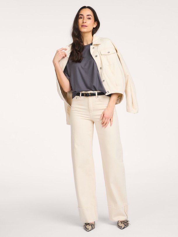 Ontdek de Medley mid waist loose fit non-stretch jeans van Drykorn in de kleur Ecru bij Orangebag. Op werkdagen voor 21:45 besteld, morgen in huis.