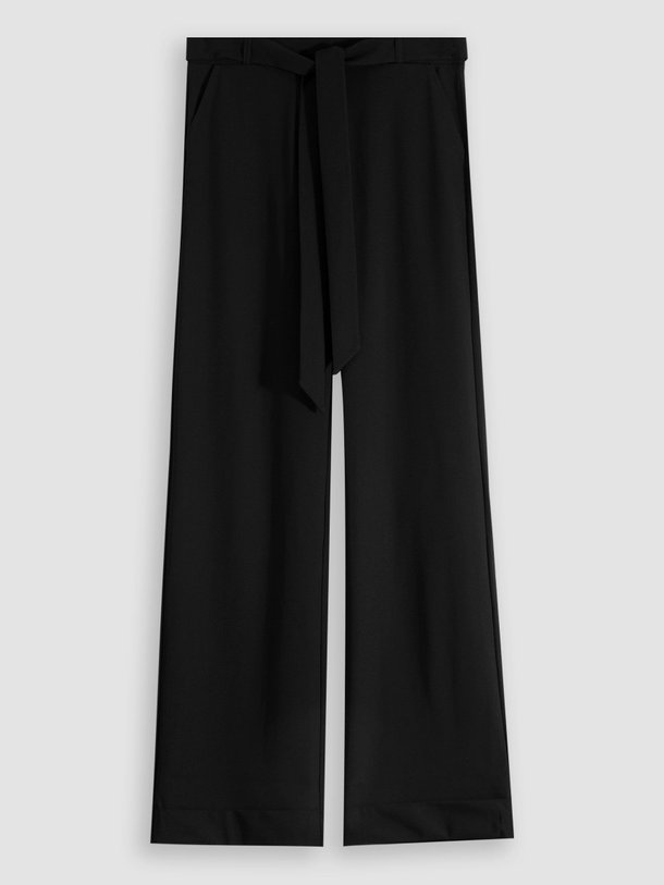 Ontdek de Marilyn heavy travel wide leg broek van Studio Anneloes in de kleur zwart bij Orangebag. Op werkdagen voor 21:45 besteld, morgen in huis.