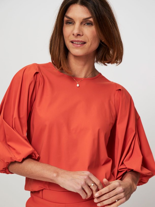 Ontdek de Frederique medium travel top van Studio Anneloes in de kleur oranje bij Orangebag. Op werkdagen voor 21:45 besteld, morgen in huis.
