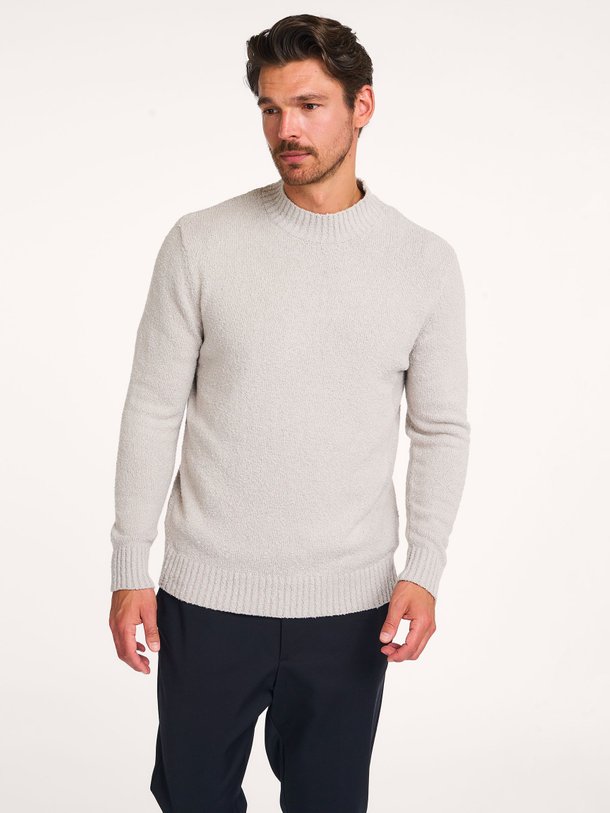 Ontdek de Zayn katoenmix bouclé trui van Drykorn in de kleur lichtgrijs bij Orangebag. Op werkdagen voor 21:45 besteld, morgen in huis.