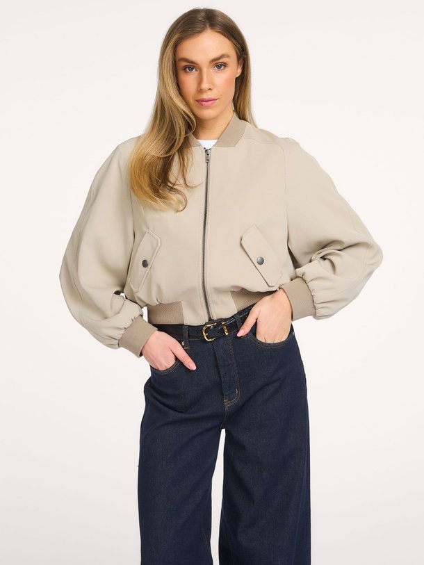 Ontdek de Marham geweven jasje van Drykorn in de kleur Beige bij Orangebag. Op werkdagen voor 21:45 besteld, morgen in huis.