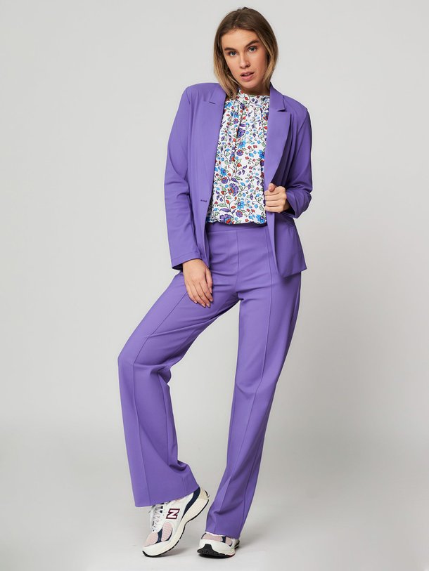 Ontdek de Rose bonded travel broek van Studio Anneloes in de kleur paars bij Orangebag. Op werkdagen voor 21:45 besteld, morgen in huis.