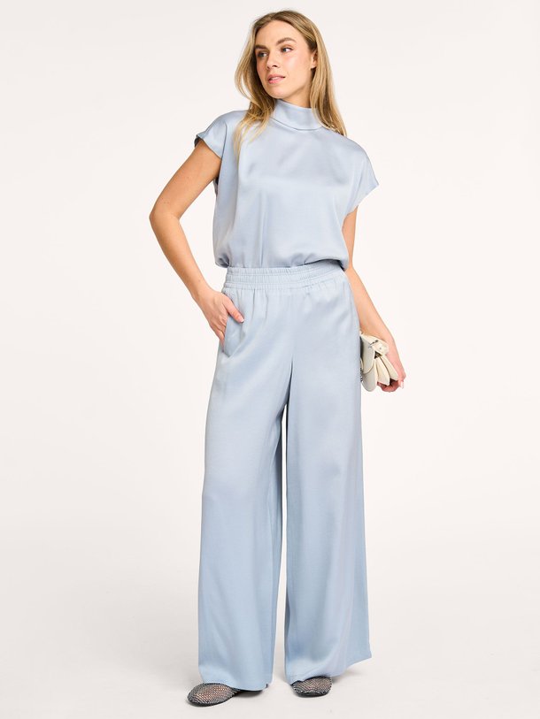 Ontdek de Ceiling geweven palazzo van Drykorn in de kleur lichtblauw bij Orangebag. Op werkdagen voor 21:45 besteld, morgen in huis.