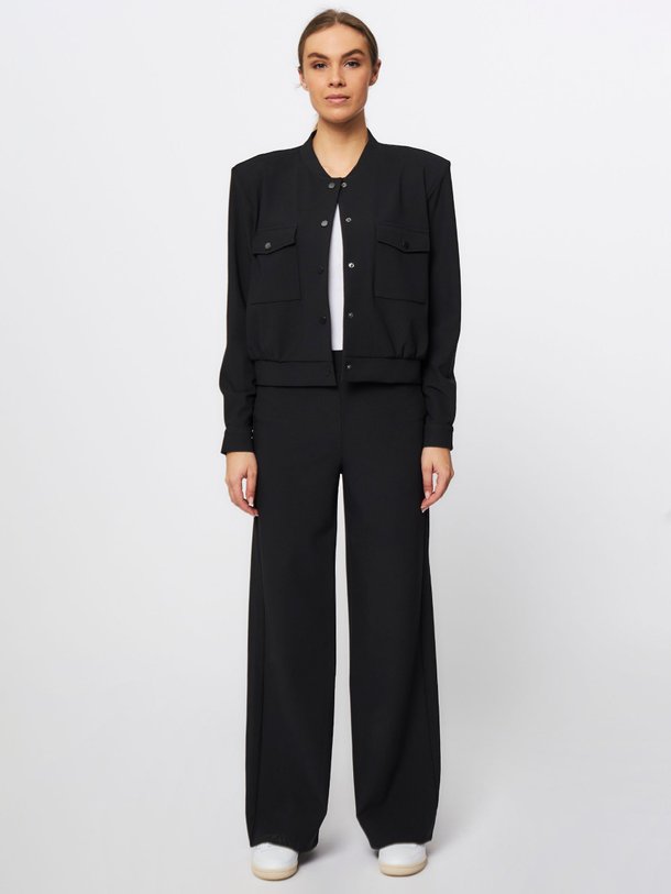 Ontdek de Alex geweven broek van Studio Anneloes in de kleur zwart bij Orangebag. Op werkdagen voor 21:45 besteld, morgen in huis.