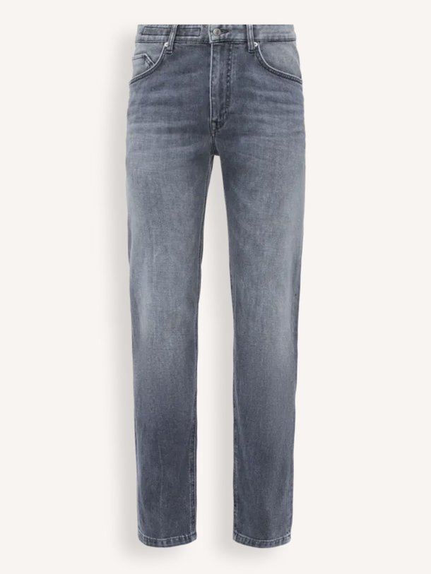 Ontdek de Ricc regular waist slim fit jeans van Drykorn in de kleur donkergrijs bij Orangebag. Op werkdagen voor 21:45 besteld, morgen in huis.