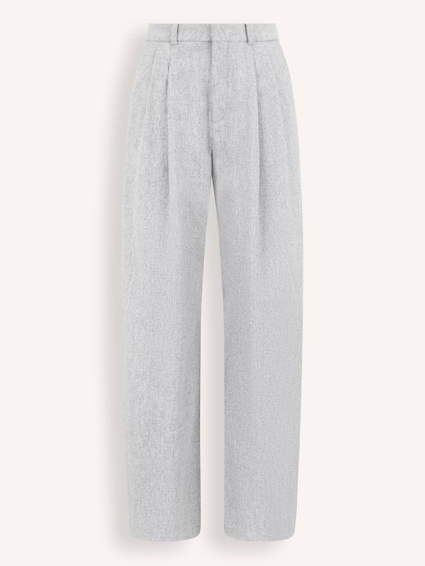 Ontdek de Ink wolmix gemêleerde pantalon van Drykorn in de kleur lichtgrijs bij Orangebag. Op werkdagen voor 21:45 besteld, morgen in huis.